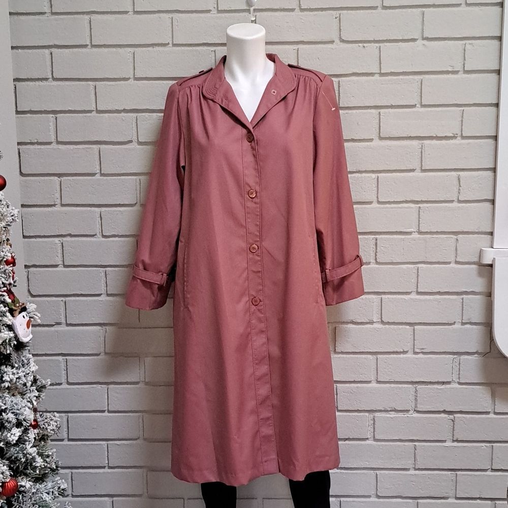 Vintage Townhouse Mauve Trench Coat. Size 10 NWOT